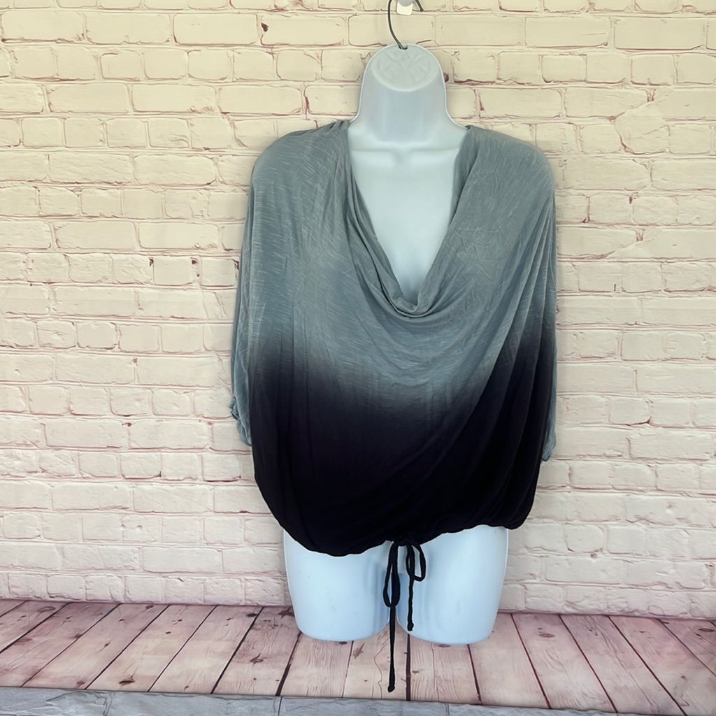 Young Fabulous & Broke Ombre Vamp Sleeve Top Size Small Oversized